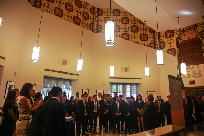 President Calderon meets with Penn students.